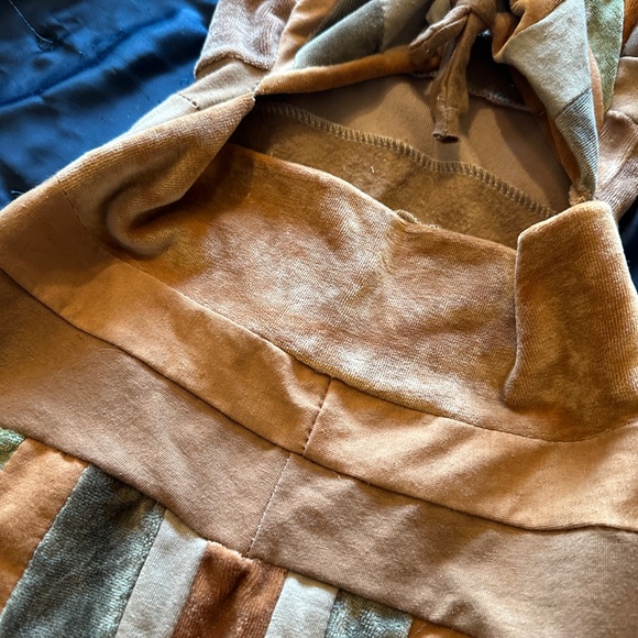 Striped Multicolor Sleeveless Dress - Picture 4 of 5